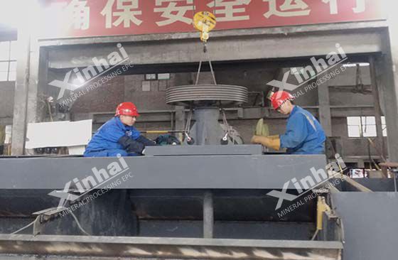 Ball mill machine is being installed in the gold ores processing plant